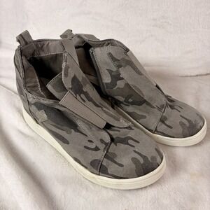 MIA Kids Gracelyn Camo Hidden Wedge Sneaker Booties Girl's 3M